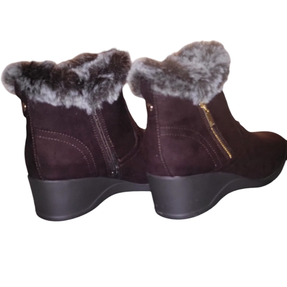 Jones New York - Womens boots size 8 - brown - Picture 7 of 8